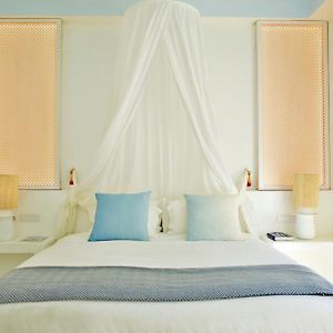 Deluxe Family Suite Sea View